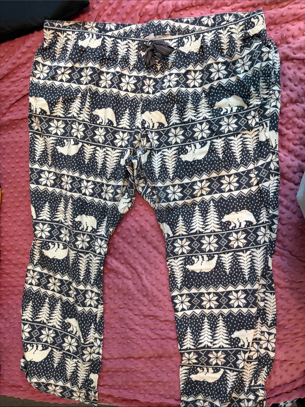 Old Navy Navy and White Polar Bear Fair Isle Pajama Pants